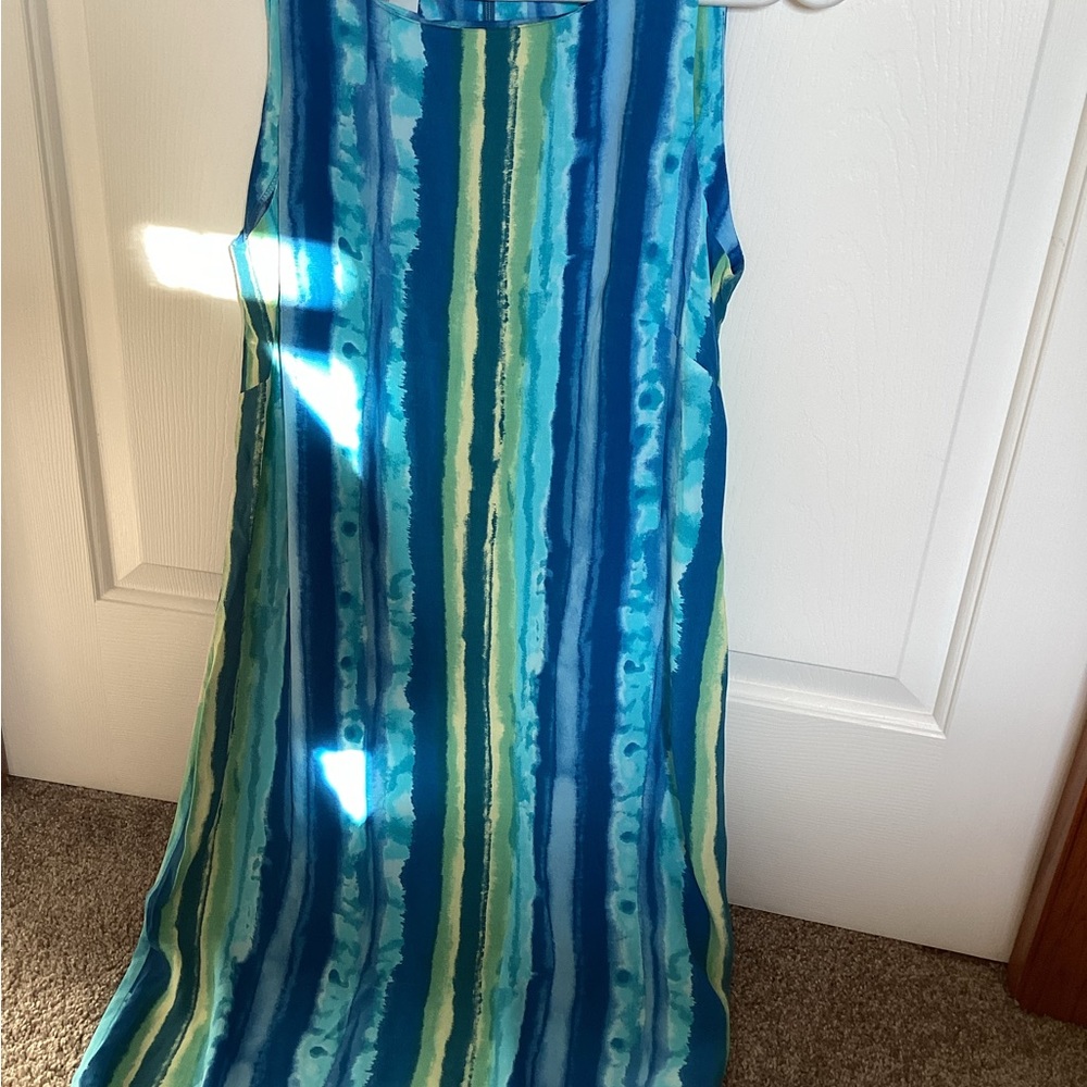 Quintiera size 6 knee high dress.